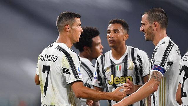 Soi kèo bóng đá trận Juventus vs Torino, 0h00 – 6/12/2020