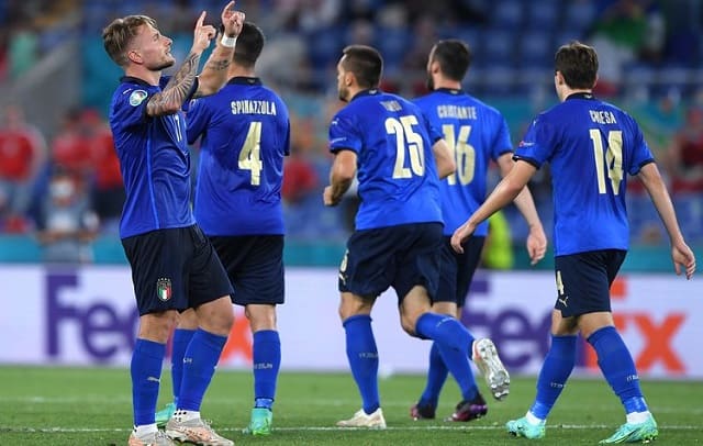 Soi kèo bóng đá trận Ý vs Bỉ, 2h00 – 03/07/2021